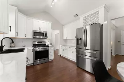 7050 Treeline Drive, Cumming, GA 30028 - Photo 10