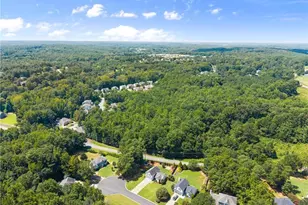 7050 Treeline Dr, Cumming, GA 30028 - Photo 40