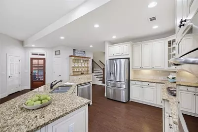 11127 Brookhavenclub Drive, Johns Creek, GA 30097 - Photo 10