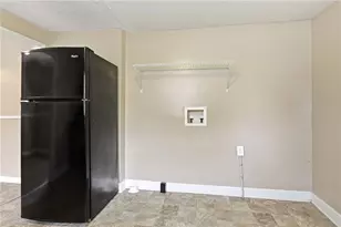 620 Gibbons Dr, Scottdale, GA 30079 - Photo 32
