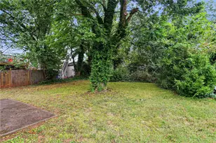 620 Gibbons Dr, Scottdale, GA 30079 - Photo 36