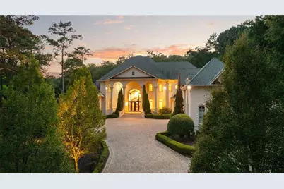 4870 Northside Drive, Sandy Springs, GA 30327 - Photo 1