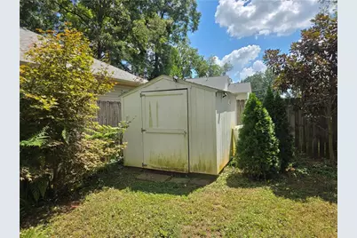 2495 Amelia Avenue, Decatur, GA 30032 - Photo 12