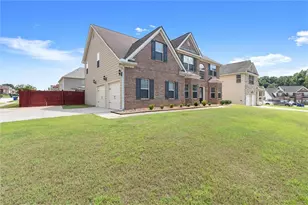 106 Dustin Dr, Stockbridge, GA 30281 - Photo 2