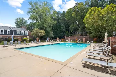 8 Kings Tavern Place NW, Atlanta, GA 30318 - Photo 38