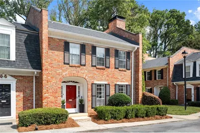 8 Kings Tavern Place NW, Atlanta, GA 30318 - Photo 2