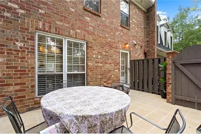 8 Kings Tavern Place NW, Atlanta, GA 30318 - Photo 32