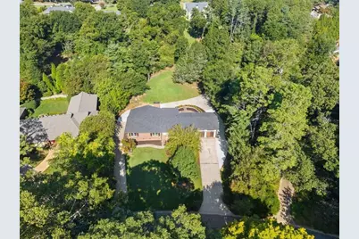 1492 Burns Drive NE, Gainesville, GA 30501 - Photo 2