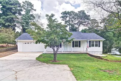 6428 Paradise Point Road, Flowery Branch, GA 30542 - Photo 2