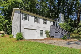 1362 Natchez Trce SW, Marietta, GA 30008 - Photo 2
