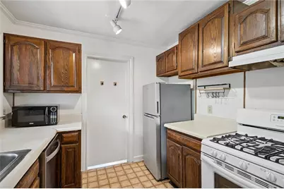 472 Burlington Road NE, Atlanta, GA 30307 - Photo 42