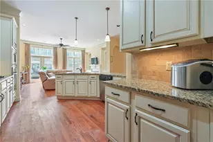 900 Telfair Close, Sandy Springs, GA 30350 - Photo 10