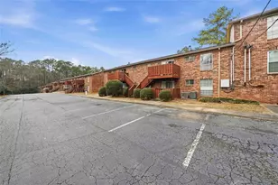 5506 Kingsport Dr, Atlanta, GA 30342 - Photo 32