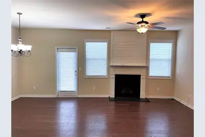 220 Bobbie Way, Woodstock, GA 30189 - Photo 8