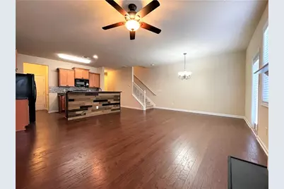 220 Bobbie Way, Woodstock, GA 30189 - Photo 6