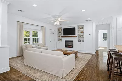 426 Freyer Drive NE, Marietta, GA 30060 - Photo 4
