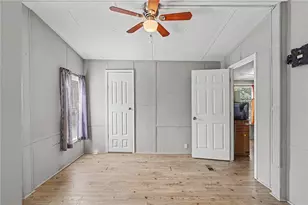 915 Steele Dr, Hampton, GA 30228 - Photo 16