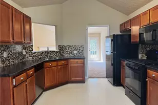 1277 Poison Oak Ct, Lawrenceville, GA 30045 - Photo 4