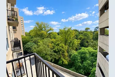 2277 Peachtree Road NE #401, Atlanta, GA 30309 - Photo 20