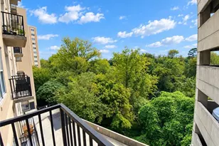 2277 Peachtree Rd NE, Atlanta, GA 30309 - Photo 20