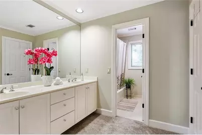 930 Manchester Place, Sandy Springs, GA 30328 - Photo 26