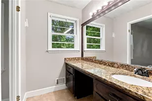 2324 Sussex Ct, Snellville, GA 30078 - Photo 36