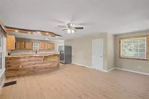 938 Mandeville Rd, Carrollton, GA 30117 - Photo 16