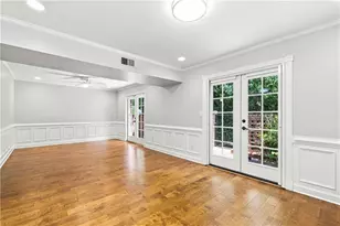 70 Old Ivy Rd NE, Atlanta, GA 30342 - Photo 4