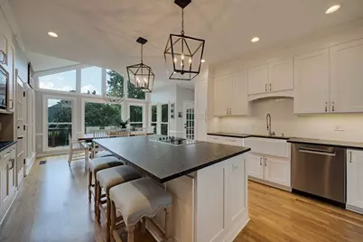 4728 Stirling Court NE, Marietta, GA 30068 - Photo 8