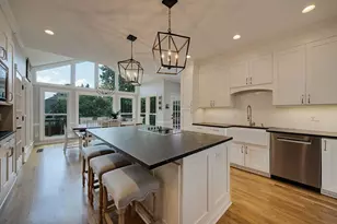 4728 Stirling Ct NE, Marietta, GA 30068 - Photo 8