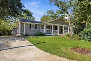 140 N Alexander St, Buford, GA 30518 - Photo 1