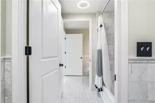 3338 Peachtree Rd NE, Atlanta, GA 30326 - Photo 26