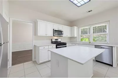 10920 Glenbarr Drive, Johns Creek, GA 30097 - Photo 10