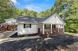 3528 Looper Lake Rd, Gainesville, GA 30506 - Photo 4