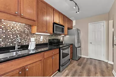 155 N River Drive #E, Sandy Springs, GA 30350 - Photo 12