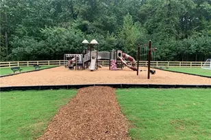 715 Clubside Dr, Roswell, GA 30076 - Photo 32