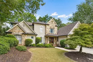 715 Clubside Dr, Roswell, GA 30076 - Photo 1