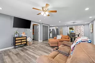 210 Poplar St, Bowdon, GA 30108 - Photo 8