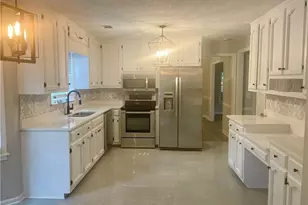 210 Buck Run, Loganville, GA 30052 - Photo 6