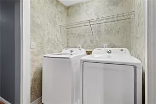 2353 Maplewood Ct SE, Atlanta, GA 30339 - Photo 12