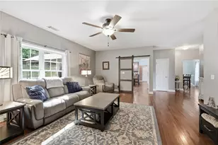 980 Falls Rd, Toccoa, GA 30577 - Photo 6