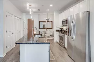 3040 Peachtree Rd NW, Atlanta, GA 30305 - Photo 8