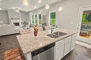 369 Auburn Crossing Dr, Auburn, GA 30011 - Photo 20