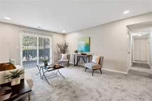 1701 Hawthorne Ave, Atlanta, GA 30337 - Photo 2