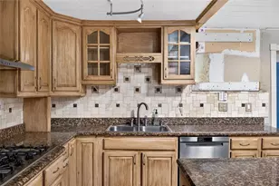 2447 E Osborne Rd NE, Atlanta, GA 30319 - Photo 12