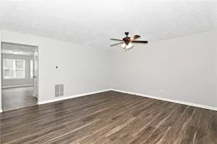 2002 Grove Way, Hampton, GA 30228 - Photo 6