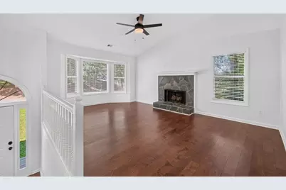 5450 Bushnell Court, Flowery Branch, GA 30542 - Photo 2
