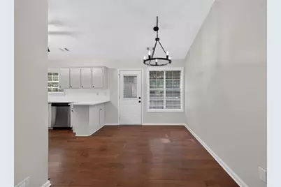 5450 Bushnell Court, Flowery Branch, GA 30542 - Photo 4