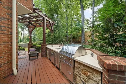 220 Powers Cove NW, Atlanta, GA 30327 - Photo 22