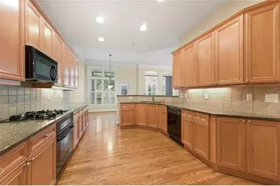 5826 Riverstone Circle, Atlanta, GA 30339 - Photo 8